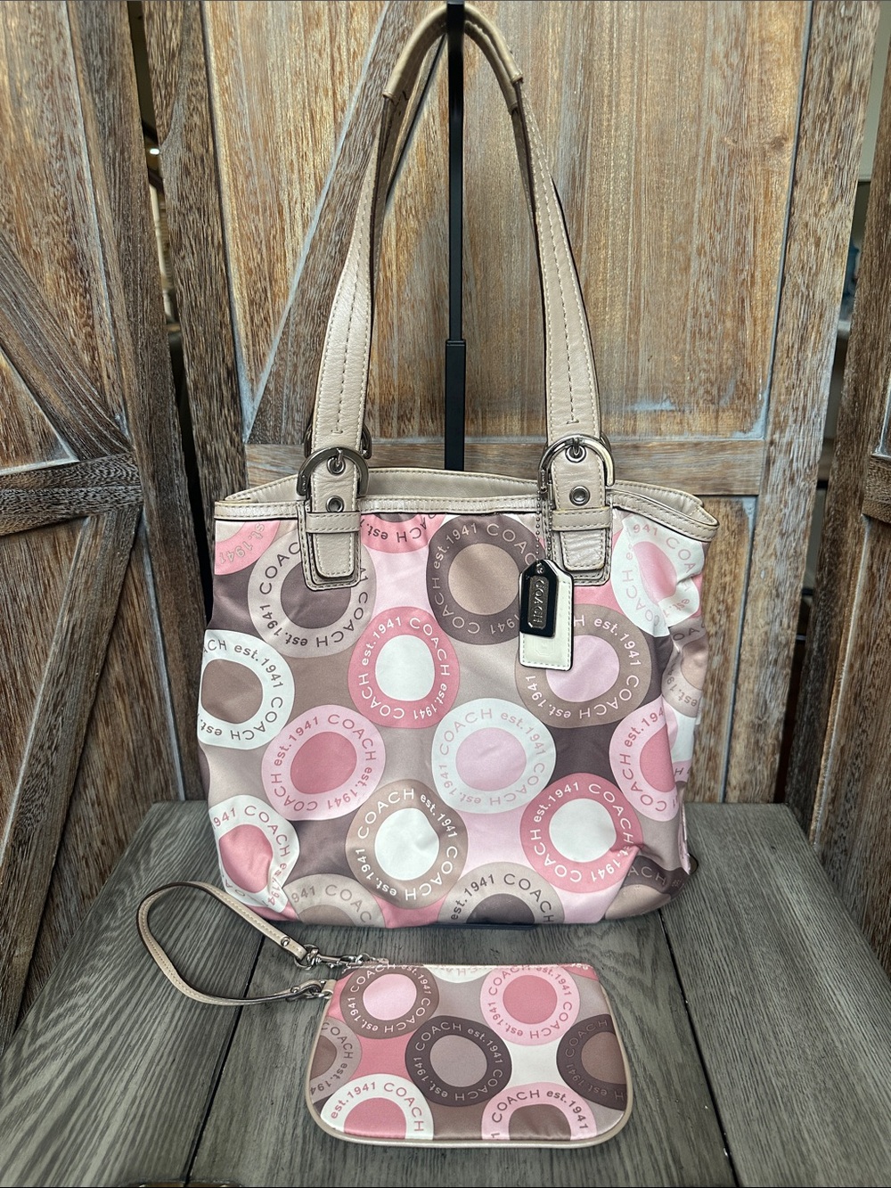 Coach Vintage Soho Snaphead Pink & Taupe Shoulder Tote Matching Wristlet RARE - Picture 1 of 16
